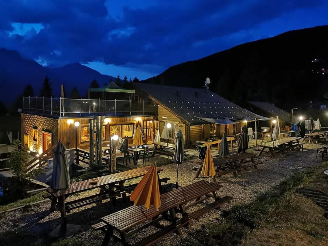 Restaurant Hotel Chalet Del Sole Oulx Exteriér fotografie