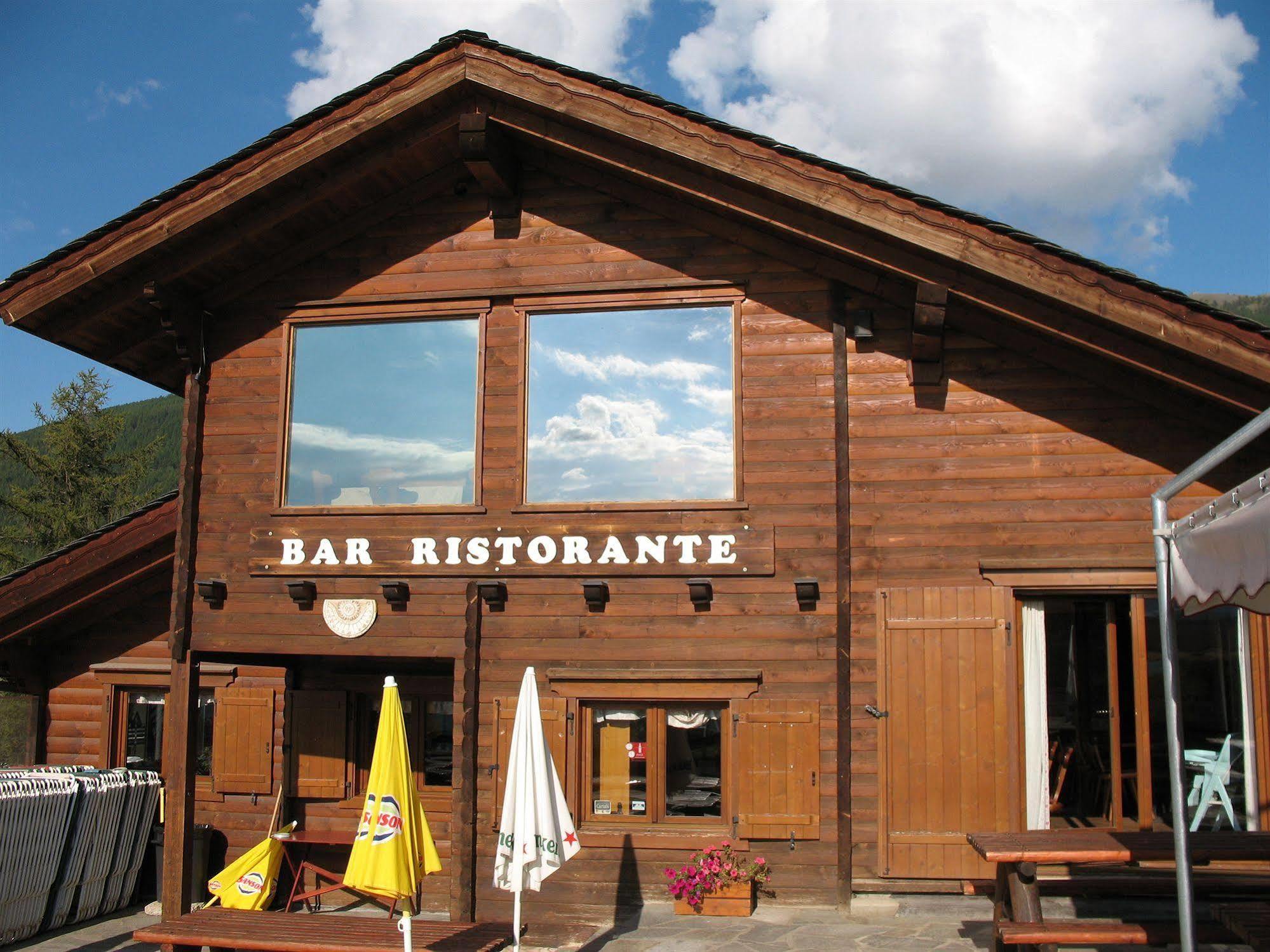Restaurant Hotel Chalet Del Sole Oulx Exteriér fotografie